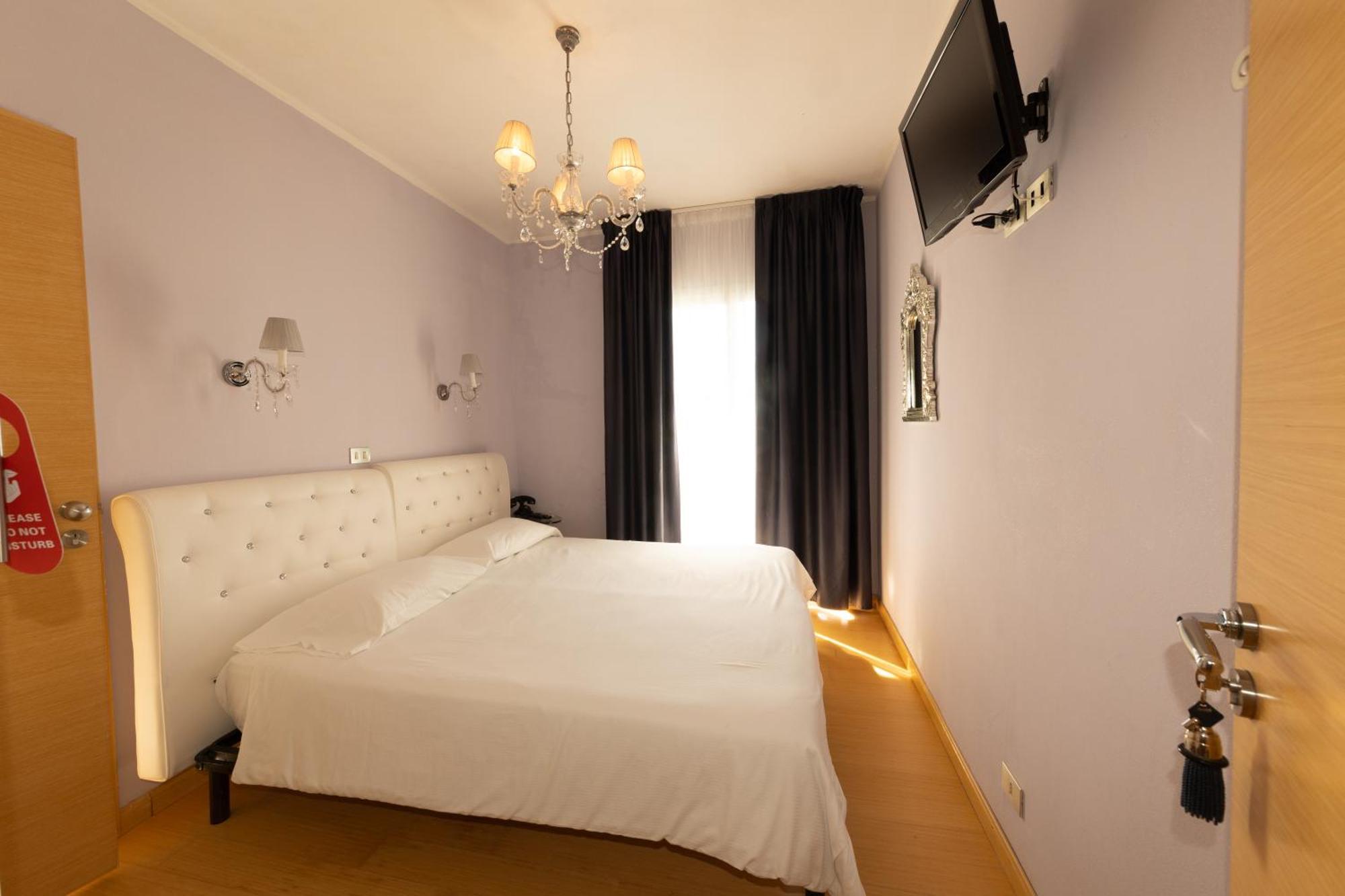 Blumarin Hotel ลิโดดิเยโซโล ภายนอก รูปภาพ